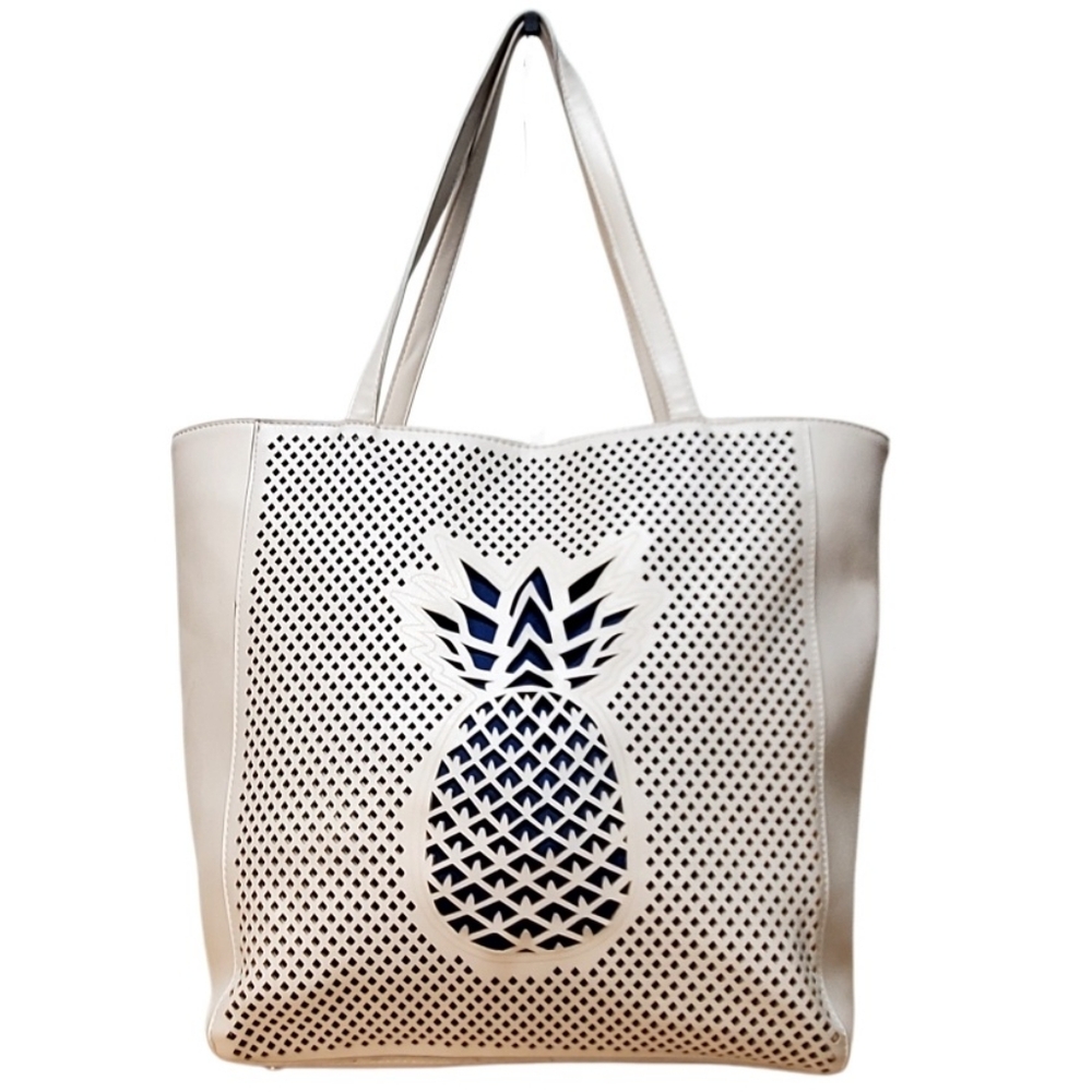 CATO Established 1946 Beige Pineapple Tote